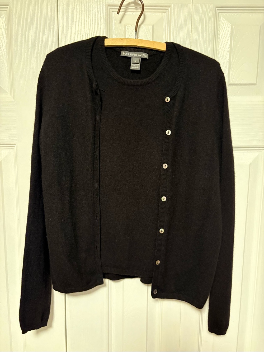 Saks Fifth Avenue Classic Black Crewneck 100% Cashmere Cardigan Set